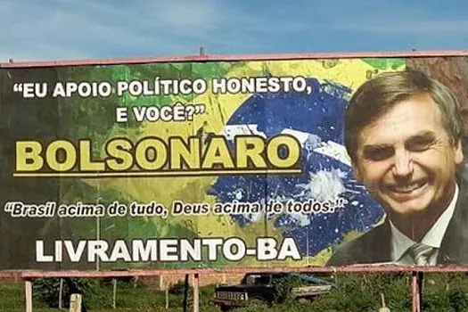 TSE arquiva  uma das ações contra chapa Bolsonaro-Mourão essa, sobre outdoors