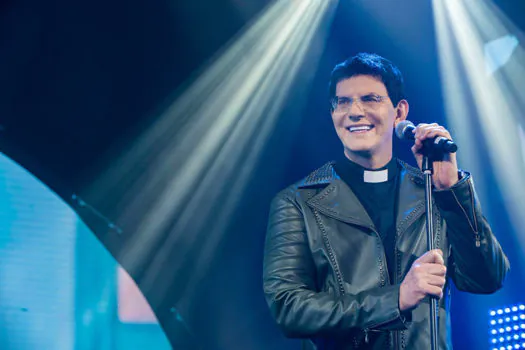 Padre Reginaldo Manzotti prepara live solidária em homenagem aos Pais