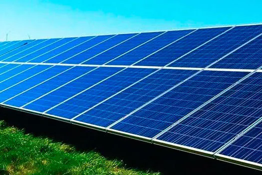 Desenvolve SP: crédito para construção de usinas com painéis solares cresce 500%