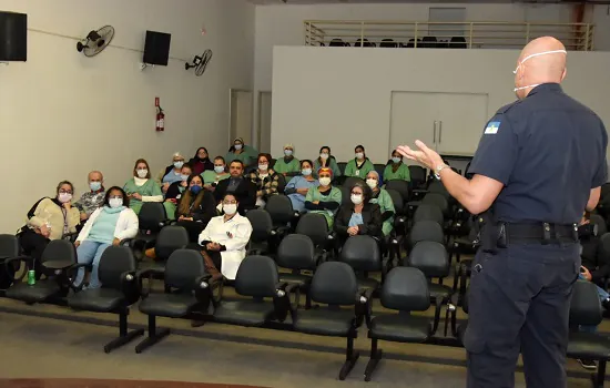 GCM de Santo André realiza palestra para funcionários do Hospital da Mulher