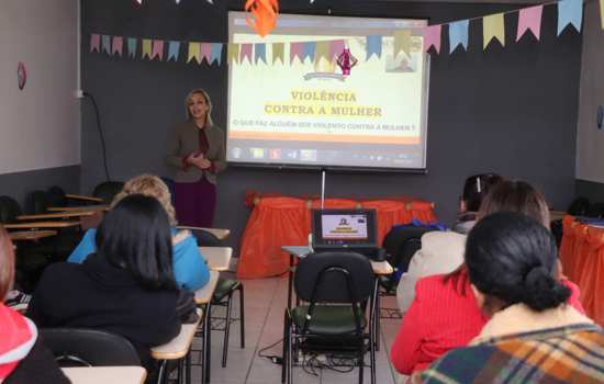 Violência Doméstica é tema de palestra para mulheres da Frente de Trabalho