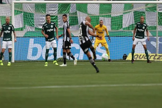 Palmeiras e Botafogo empatam em 1 a 1 no Allianz Parque