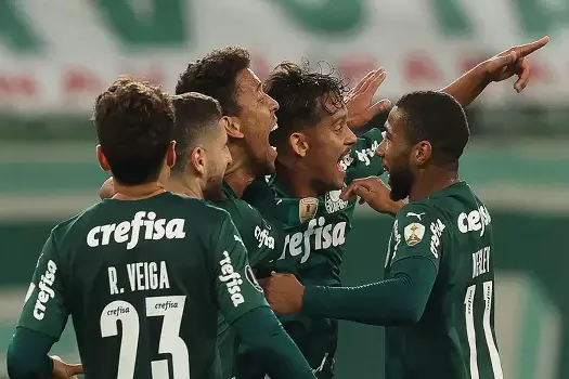 Palmeiras celebra título Brasileiro com goleada sobre o Fortaleza