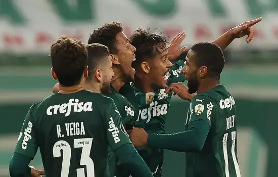 Palmeiras celebra título Brasileiro com goleada sobre o Fortaleza