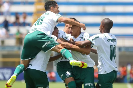 Palmeiras sofre no fim, mas vence Inter e vai às quartas de final da Copinha