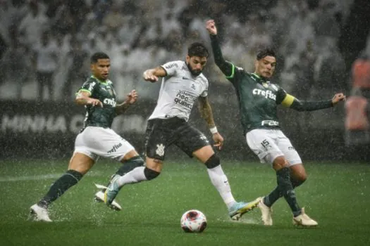 Palmeiras quer aprofundar pressão no Corinthians, que joga o dérbi sem técnico