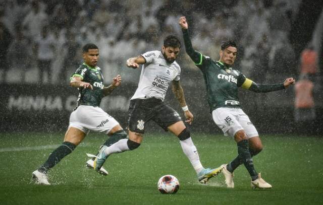 Palmeiras quer aprofundar pressão no Corinthians