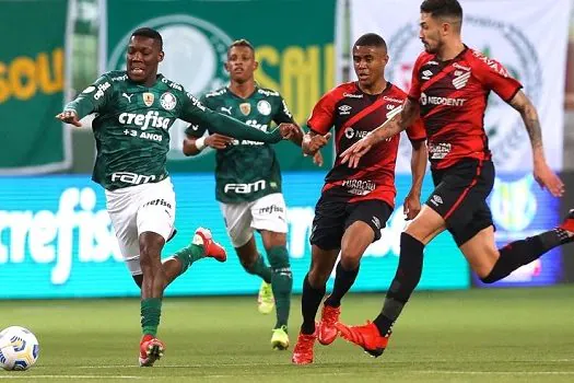 Em Curitiba, Palmeiras dá nova oportunidade aos garotos contra o Athletico-PR