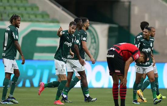 Palmeiras e Atlético-GO empatam com dois golaços na primeira etapa