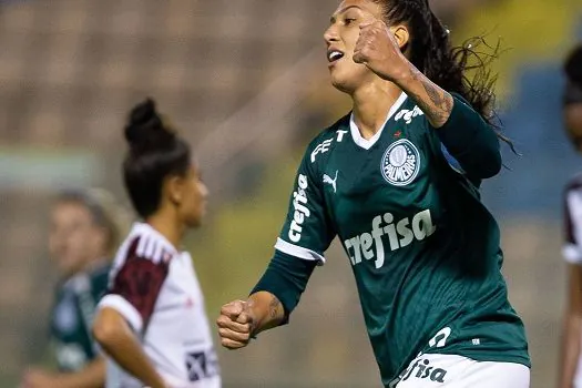 Palmeiras vence Flamengo para assumir liderança do Brasileiro Feminino