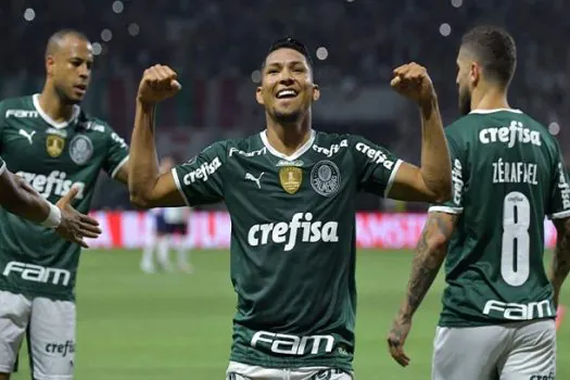 Artur brilha, Rony quebra jejum e Palmeiras aniquila Cerro Porteño pela Libertadores