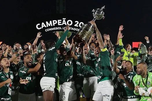 Palmeiras embolsa R$ 164,5 milhões com premiações na temporada 2021