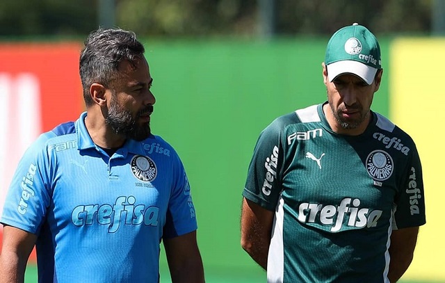 Palmeiras retoma treino