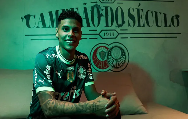 Palmeiras oficializa o volante colombiano Richard Ríos