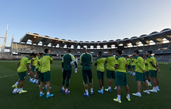 Palmeiras desembarca e já faz 1º treino com foco na estreia do Mundial