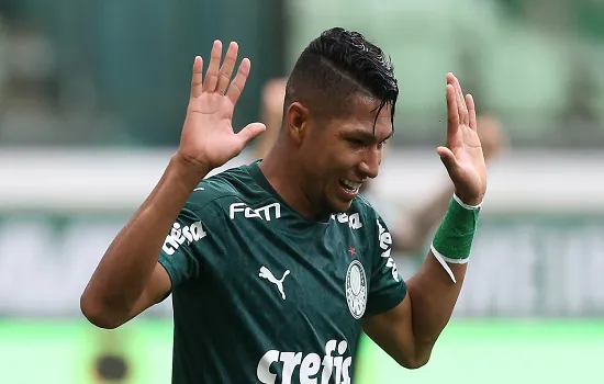 Palmeiras vence com facilidade e chega a 37 pontos no brasileirão