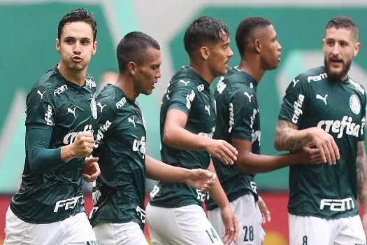 Com 3 gols em 5 minutos, Palmeiras vence Ceará no Allianz Parque