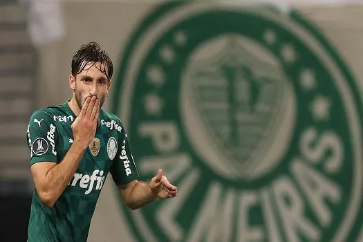 Palmeiras goleia Universitario e fica com segunda melhor campanha na Libertadores