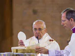 Primeira missa do papa Francisco no Brasil é celebrada em Aparecida