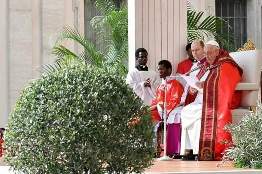 Papa Francisco cita guerra na Ucrânia em mensagem de Páscoa