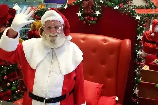 ‘Papai-Noel’ de 76 anos morre após passar mal durante apresentação em Itu