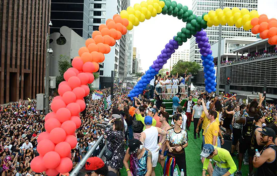 Parada do Orgulho LGBT de São Paulo quer discutir eleições_x000D_