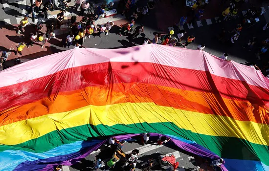 Parada do Orgulho LGBT+ de São Paulo volta à Paulista no domingo