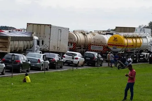 Pontos de bloqueio nas rodovias concedidas caem a 129, diz ABCR