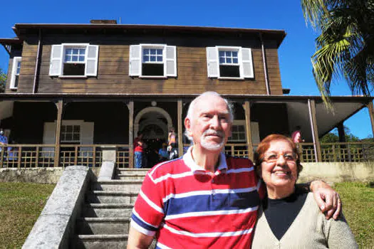 Paranapiacaba recebe visita de bisneto do engenheiro-chefe Frederic Mens