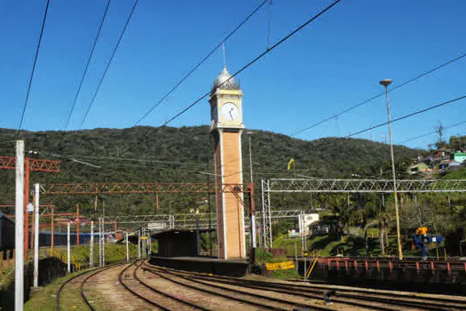 Paranapiacaba recebe Feira de Artes e Antiguidades neste fim de semana