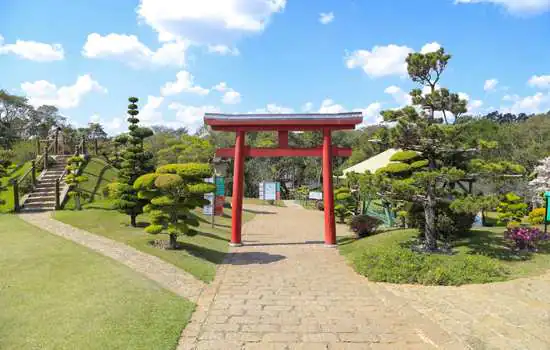 Parque de Itu (SP) possui um dos maiores jardins japoneses do Brasil com 27.500 m² de área