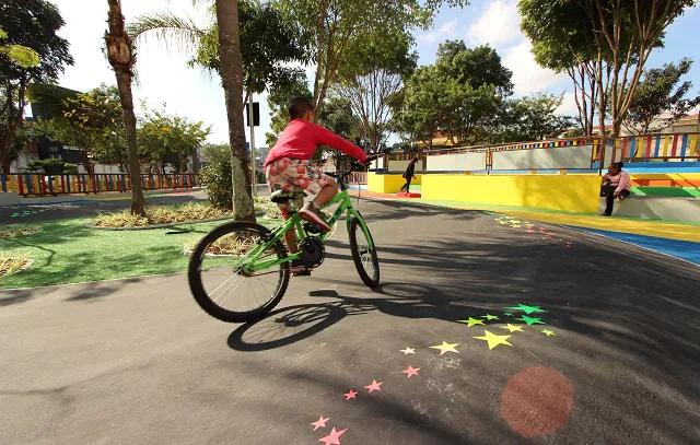 Prefeitura de SP inaugura o primeiro parque recreativo voltado para a primeira infância