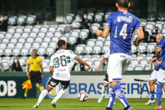 Série B: Coritiba arranca empate com Confiança