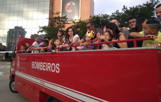 Golden Square Shopping promove o tradicional passeio no Caminhão da Alegria