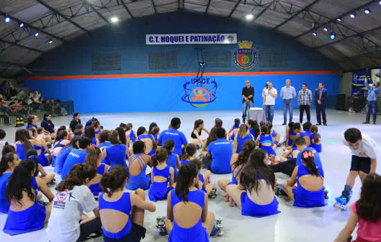 São Caetano realiza aula inaugural de patinação artística