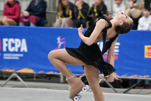 Patinadora beneficiada por bolsa do Governo compete em Campeonato Mundial na Argentina