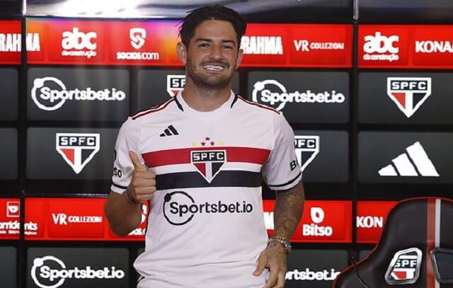 Pato revela que tinha receio de reencontro com Ceni no São Paulo