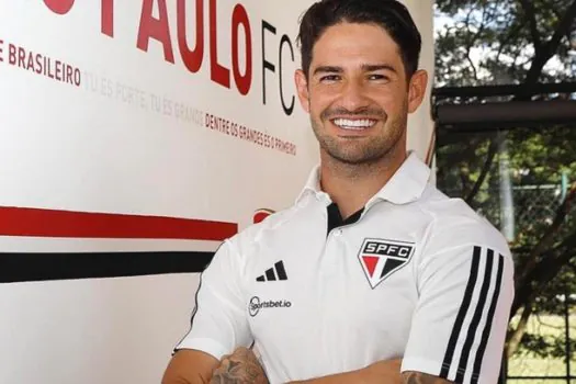 Furto de cabeamento faz São Paulo adiar apresentação de Alexandre Pato