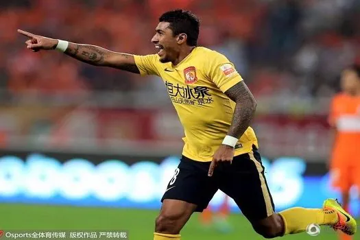 Sonho antigo do Corinthians, volante Paulinho se despede do Guangzhou Evergrande