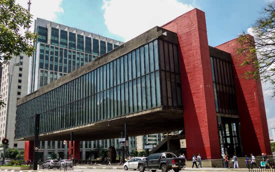 Avenida Paulista comemora 128 anos