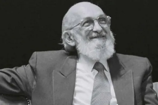 Educação de Santo André presta homenagem aos 100 anos de Paulo Freire