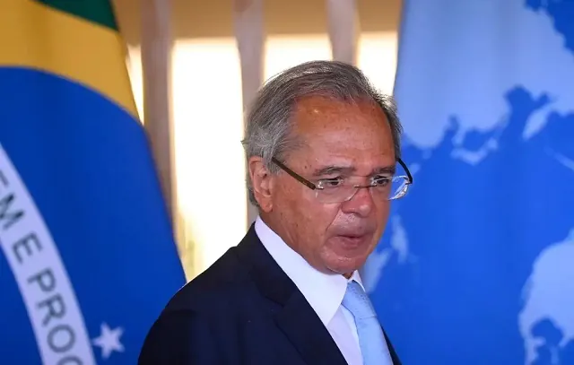 Guedes diz que conversou com transição sobre necessidade de aprimorar teto