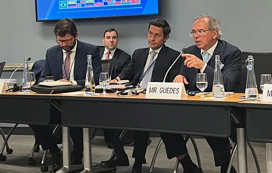 Ministro da Economia participa de reuniões no primeiro dia do evento anual do FMI