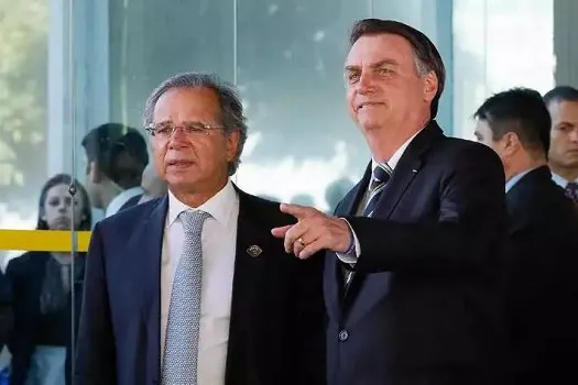 Guedes cancela agendas em SP e retorna a Brasília com Bolsonaro