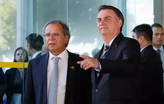 Guedes cancela agendas em SP e retorna a Brasília com Bolsonaro