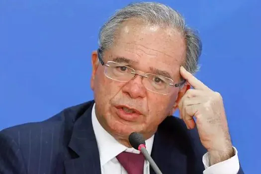 Guedes diz que FMI ‘não ajudou em nada’ e atrapalhou Brasil na pandemia