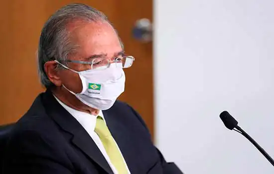 Governo estuda facilitar corte de jornada e salário com piora da pandemia