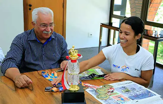 Paratleta de São Caetano vence Maratona Internacional de Porto Alegre