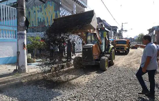 Diadema dá início à pavimentação na Rua Santa Cruz