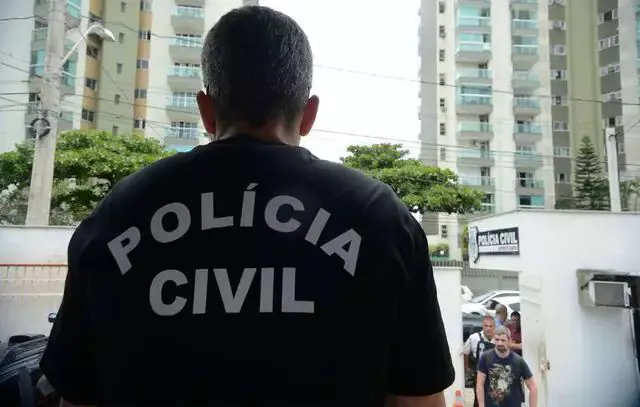 Governo de SP entrega 5 mil pistolas para a Polícia Civil